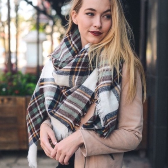 Brown Mint Tartan Plaid Blanket Scarf - Picture 3 of 3